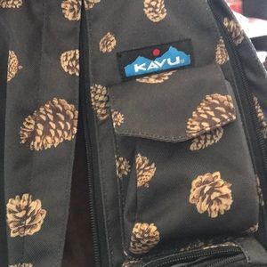 Kavu pine cone full bag and wallet
